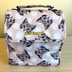 Betsy Johnson Insulated lunch bag